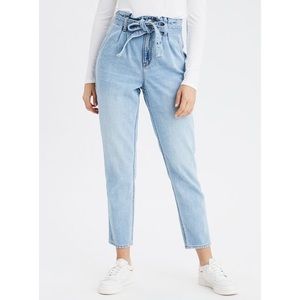 American Eagle Highest Waist Mom Jean Women’s 20